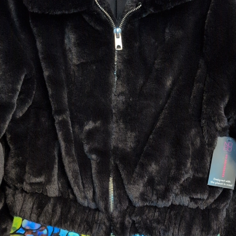 No Boundaries Black Faux Fur Jacket - Picture 4 of 6
